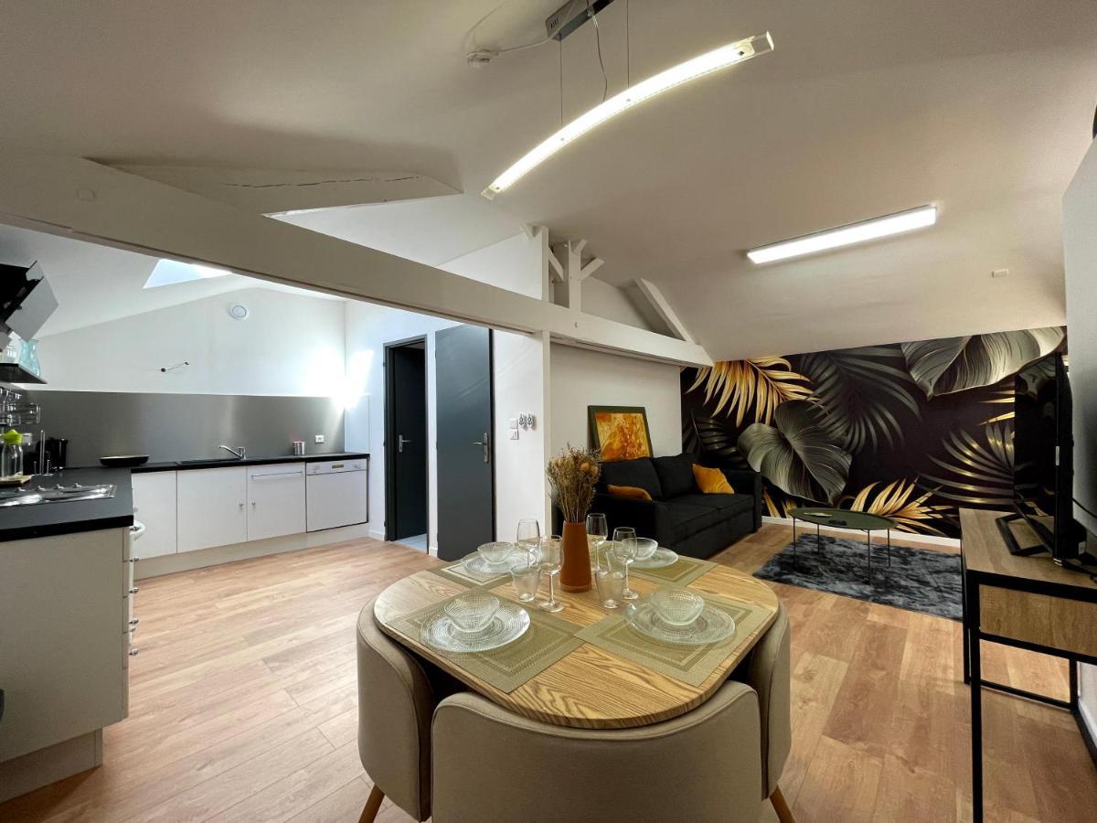 Gite De La Fauvette Saintes Apartment Екстериор снимка